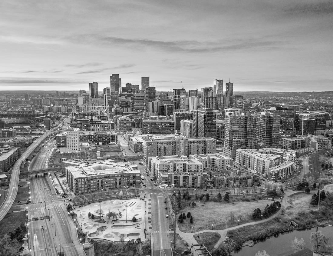 Noah Jigsaw Puzzle Taipei Confucius Temple in Taipei, Taiwan dates from 1879 in black white 1000 pieces