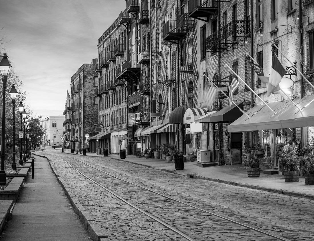Noah Jigsaw Puzzle peaceful pond in Acadia national park, blue cloudy skies and morning light in black white 1000 pieces