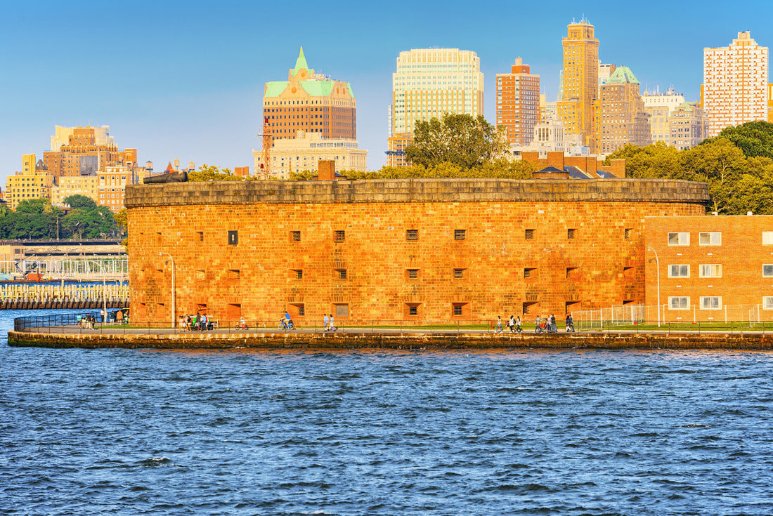 Noah Jigsaw Puzzle Skyline view of Castle Williams from water, on to Governors Island National Monument. New York, USA 2000 pieces