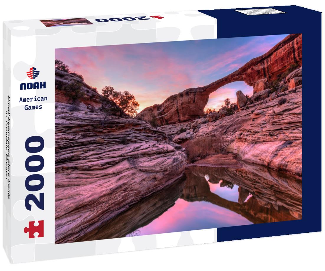 Noah Jigsaw Puzzle Small businesses store fronts in Troudale Oregon 2000 pieces