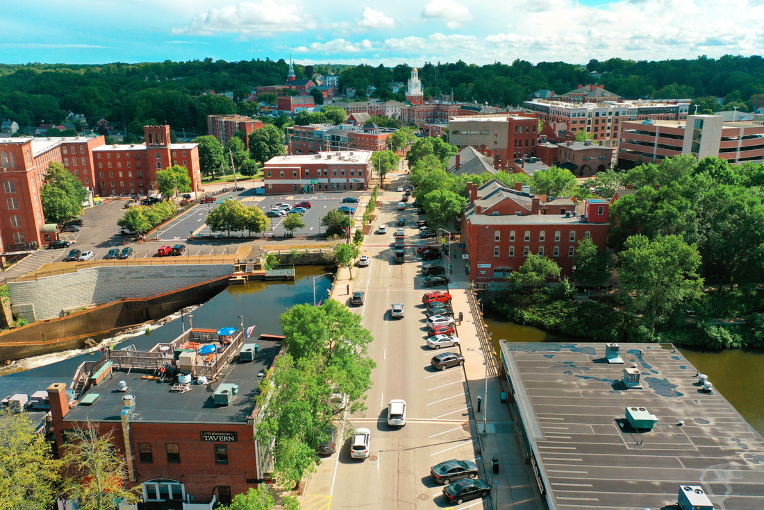 Noah Jigsaw Puzzle Day time aerial view of the Downtown area of Whittier, California 2000 pieces