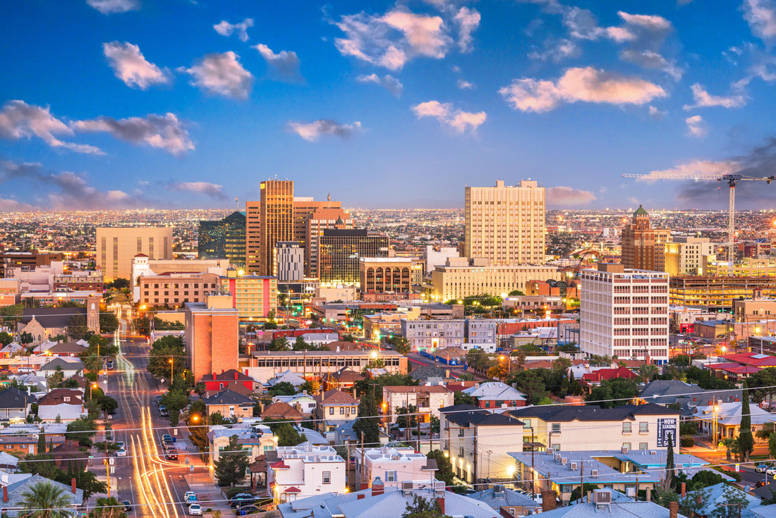 Noah Jigsaw Puzzle El Paso, Texas, USA downtown city skyline at dusk with Juarez, Mexico in the distance 2000 pieces