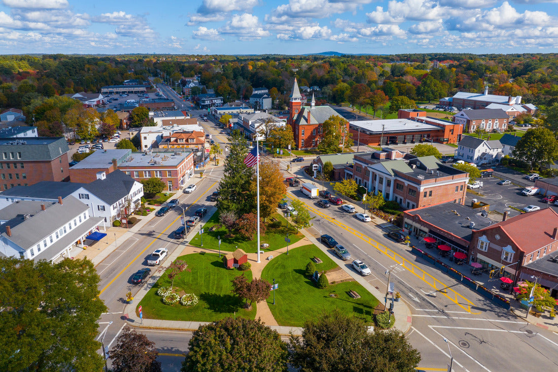 Noah Jigsaw Puzzle Walpole historic town center aerial view including Old Town Hall and Town Common, Walpole, Massachusetts MA, USA 2000 pieces