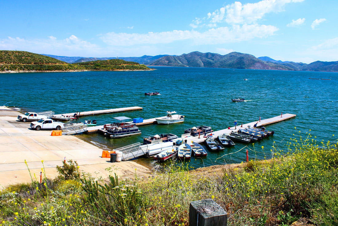 Noah Jigsaw Puzzle gorgeous shot of boats in the docks and deep blue water, blue skies and lush green mountains at Diamond Valley Lake in Hemet California USA 2000 pieces