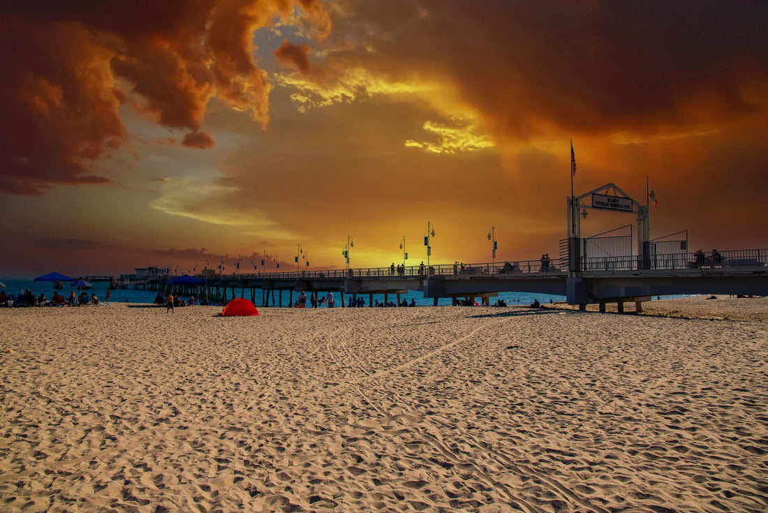Noah Jigsaw Puzzle a gorgeous summer landscape at Long Beach City Beach with silky brown sand, blue ocean water and people relaxing along the shore in Long Beach California USA 2000 pieces