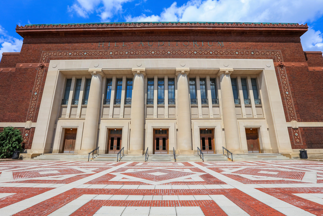 Hill Auditorium, University of Michigan campus 2000pc Puzzle