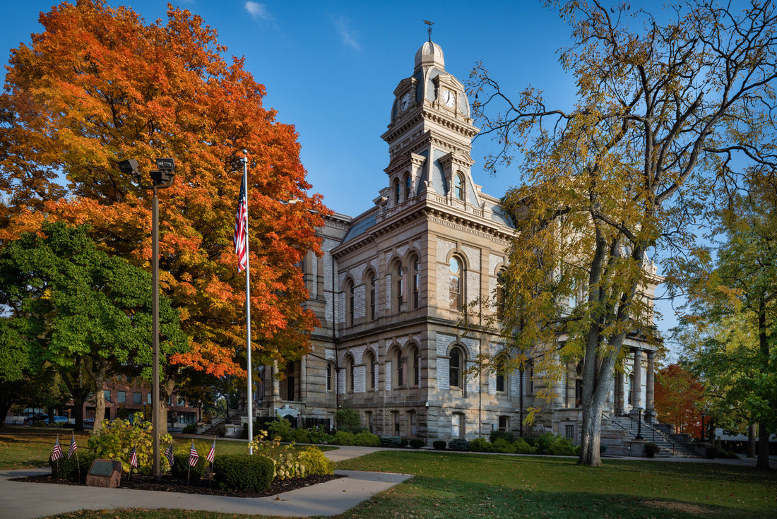 A view of the historic Sidney, Ohio courthouse 2000pc Puzzle