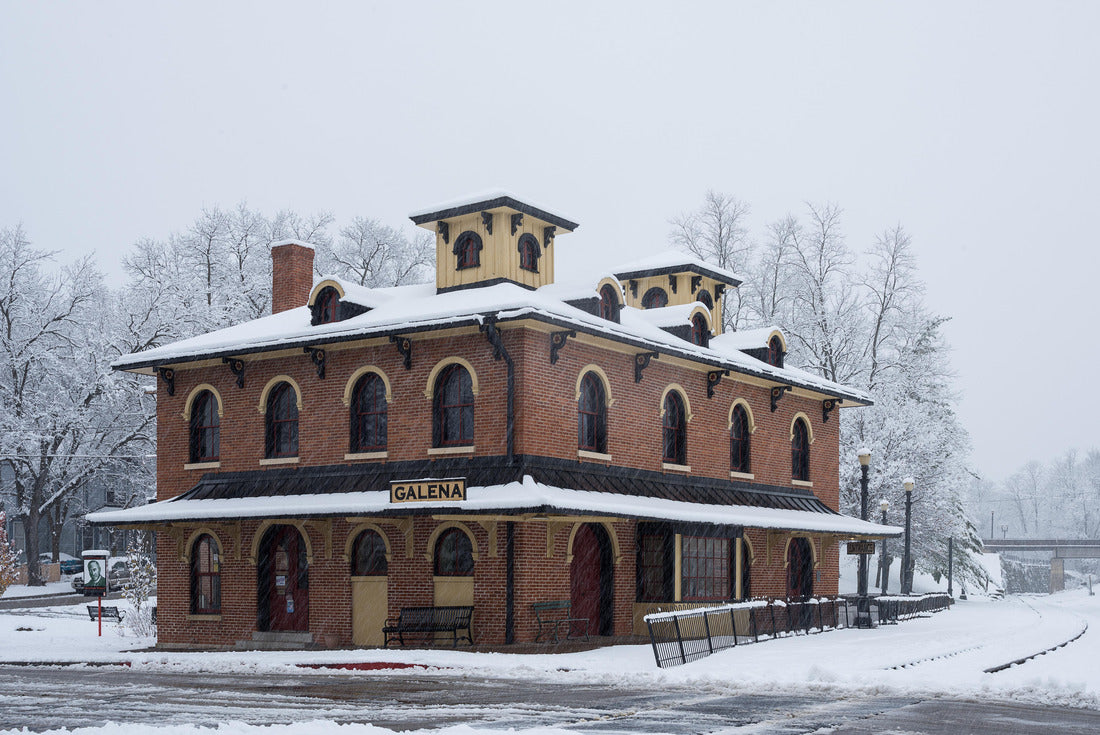 Historic Galena Illinois Train Depot in Snow 2000pc Puzzle