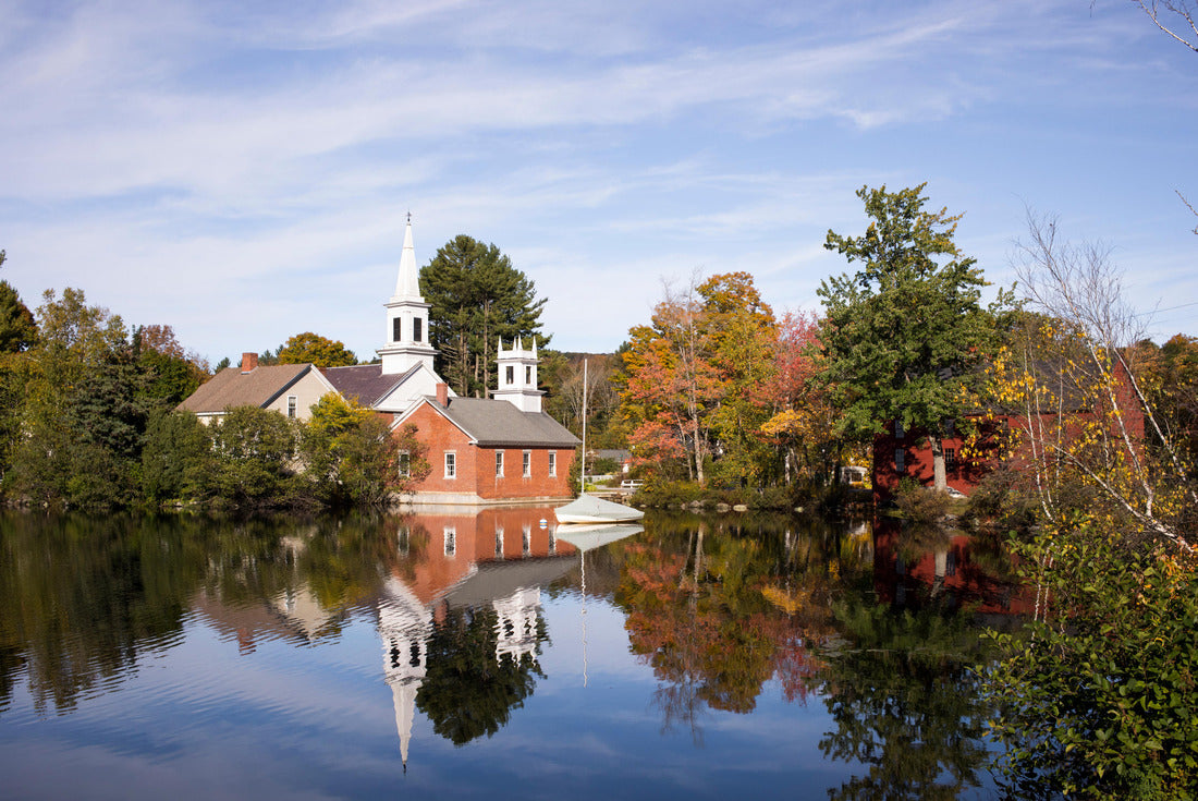 Foliage season in Harrisville, New Hampshire 2000pc Puzzle