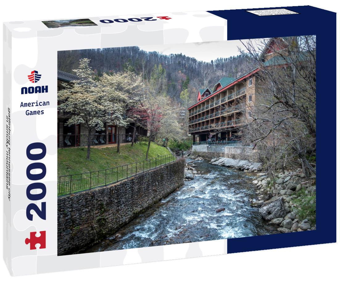 gatlinburg tennessee city in smoky mountains 2000pc Puzzle