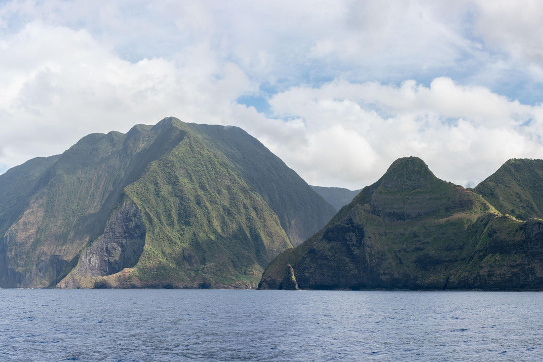 Worlds Largest Sea Cliffs in Molokai, Hawaii 2000pc Puzzle