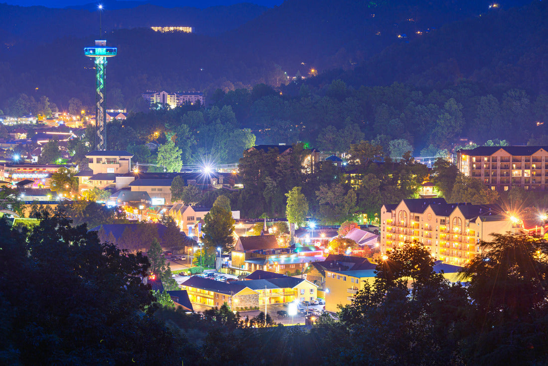 Gatlinburg, Tennessee in the Smoky Mountains 2000pc Puzzle