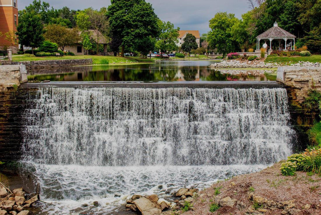 Waterfall, Dam in Menomonee Falls, Wisconsin 2000pc Puzzle
