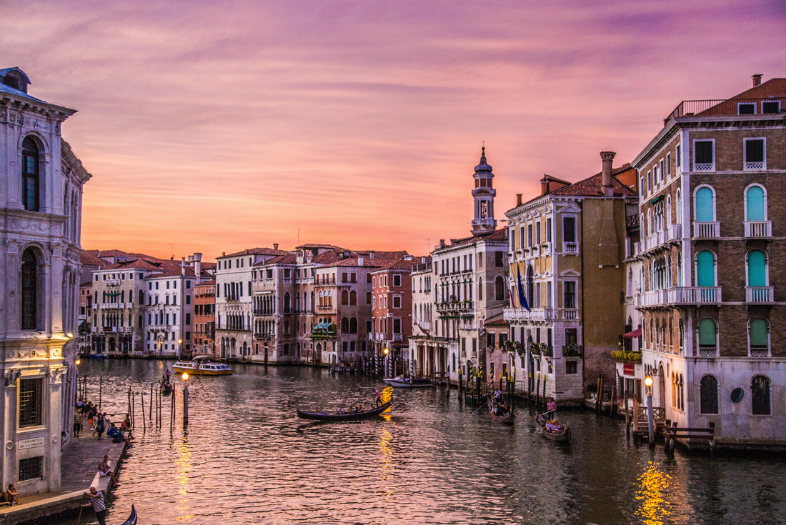 streets and canals in Venice Italy 2000pc Puzzle