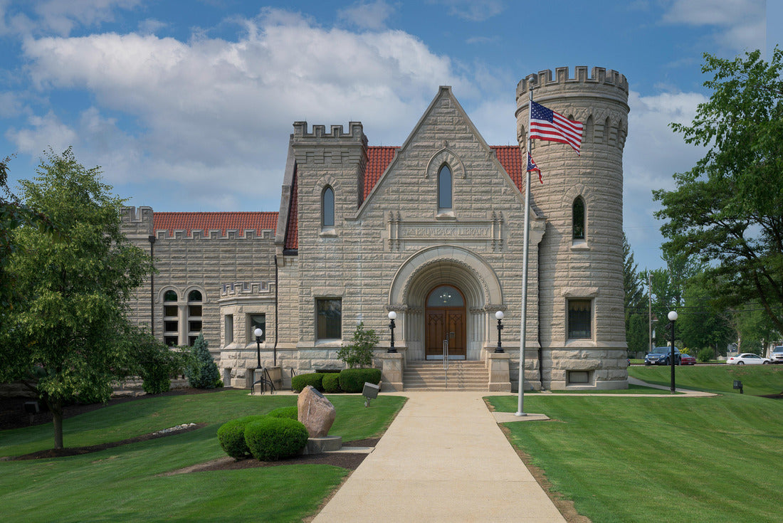 Historic Brumback Library in Van Wert, Ohio 2000pc Puzzle