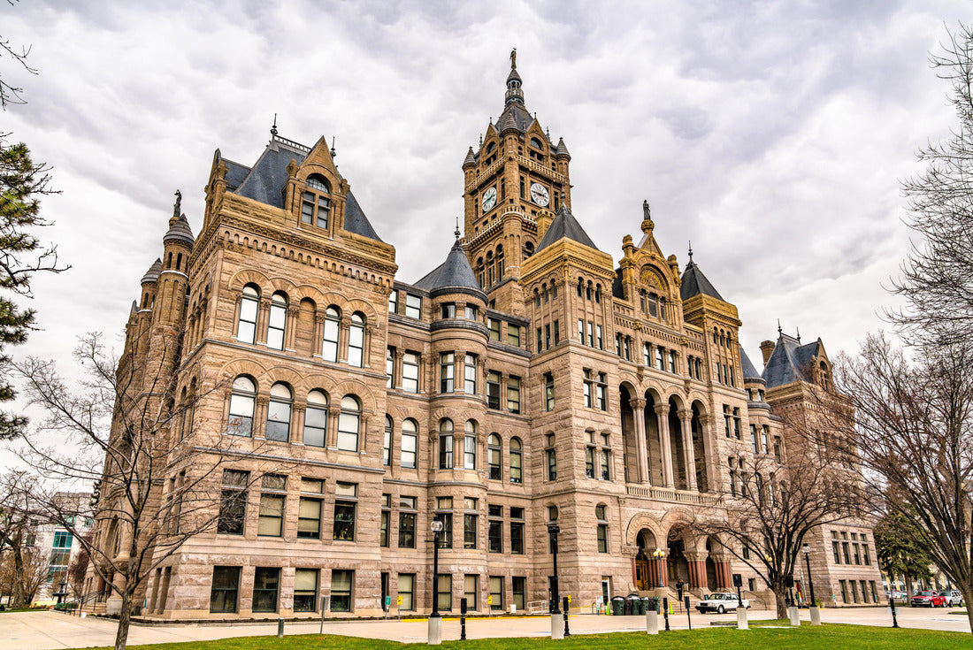 Salt Lake City and County Building in Utah 2000pc Puzzle
