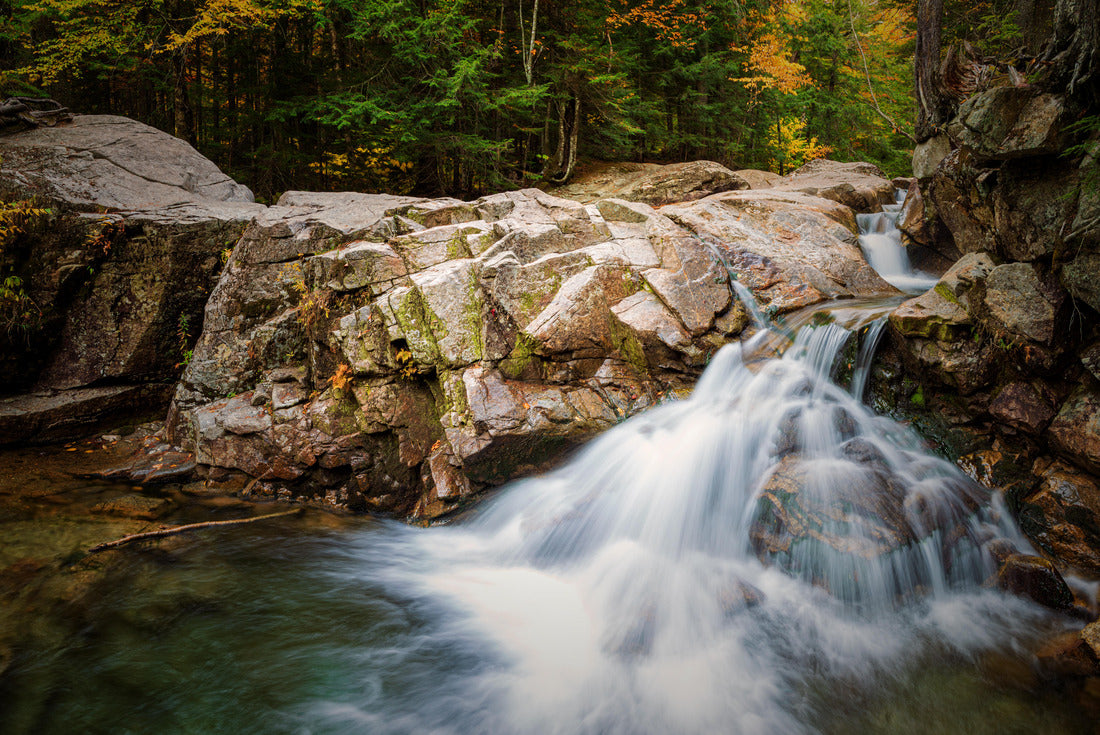 Waterfalls of New Hampshire in Fall Season 2000pc Puzzle