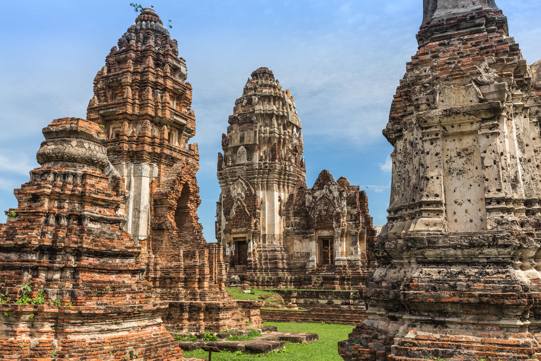 Noah Jigsaw Puzzle Phra Si Rattana Mahathat temple in Lopburi 2000 pieces