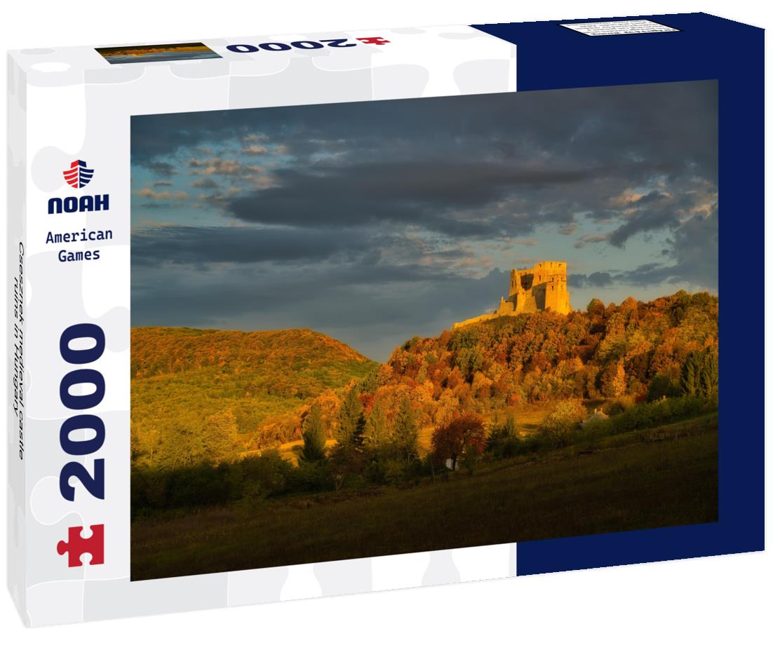 Csesznek medieval castle ruins in Hungary 2000pc Puzzle