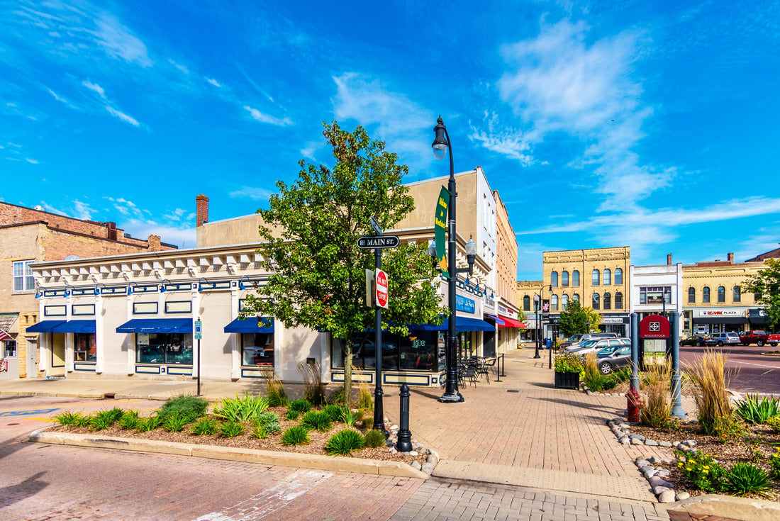 Street view in Woodstock Town of Illinois 2000pc Puzzle