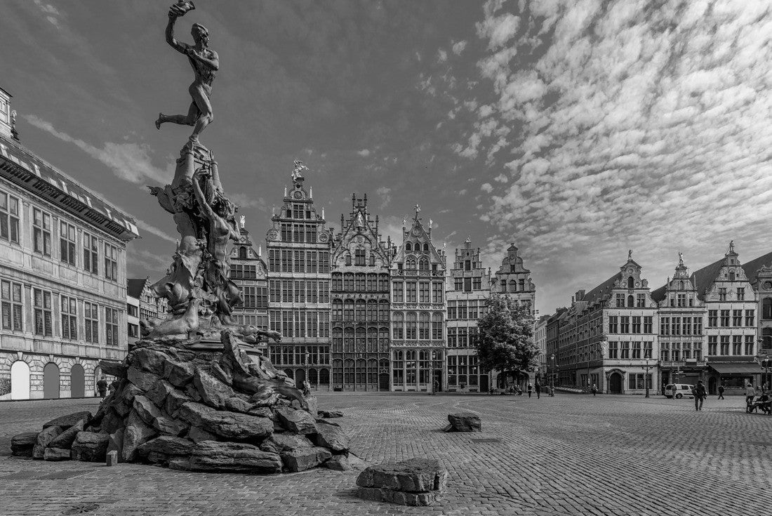 The Grote Markt (Great Market Square) of Antwerp, Belgium. It is a city square in the heart of the historical center of Antwerp 2000pc PuzzleBlack and White