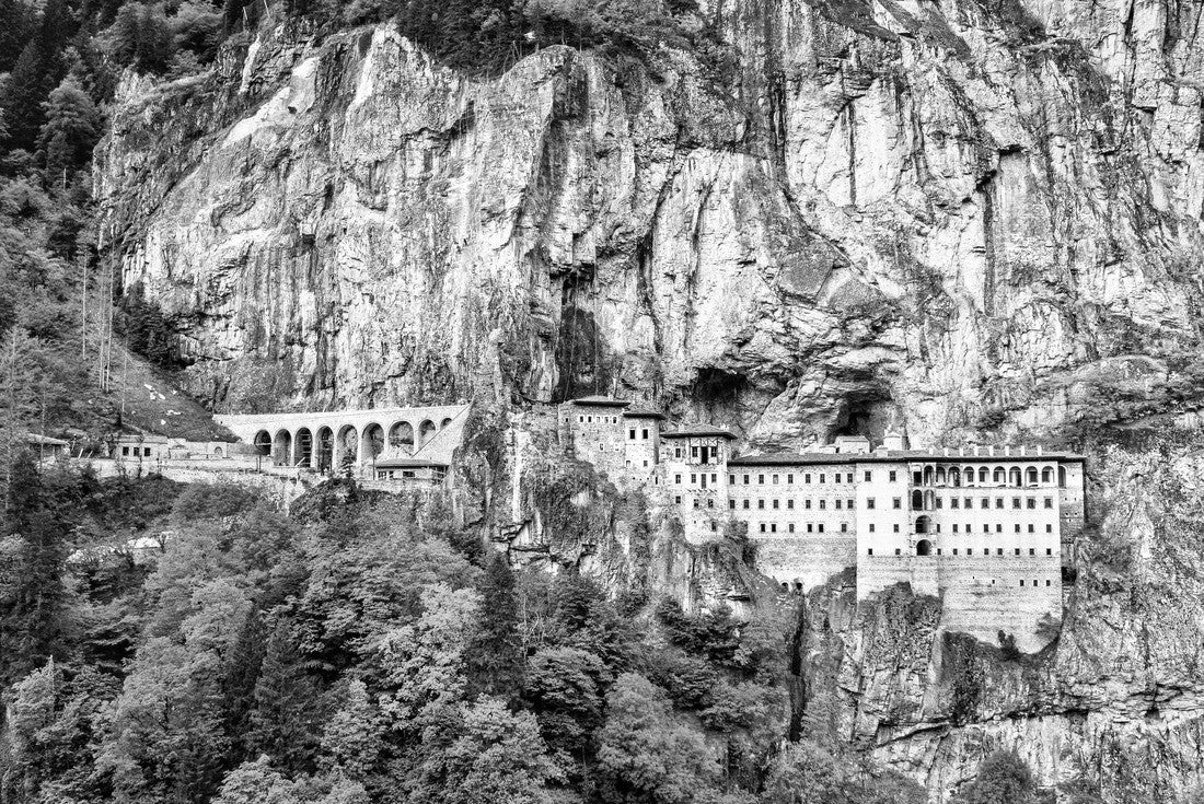 Sumela Monastery at Mela Mountain in Turkey 2000pc PuzzleBlack and White