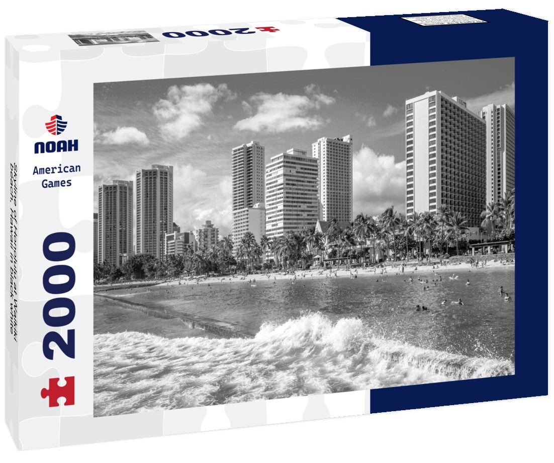 Skyline of Honolulu at Waikiki beach, Hawaii 2000pc PuzzleBlack and White