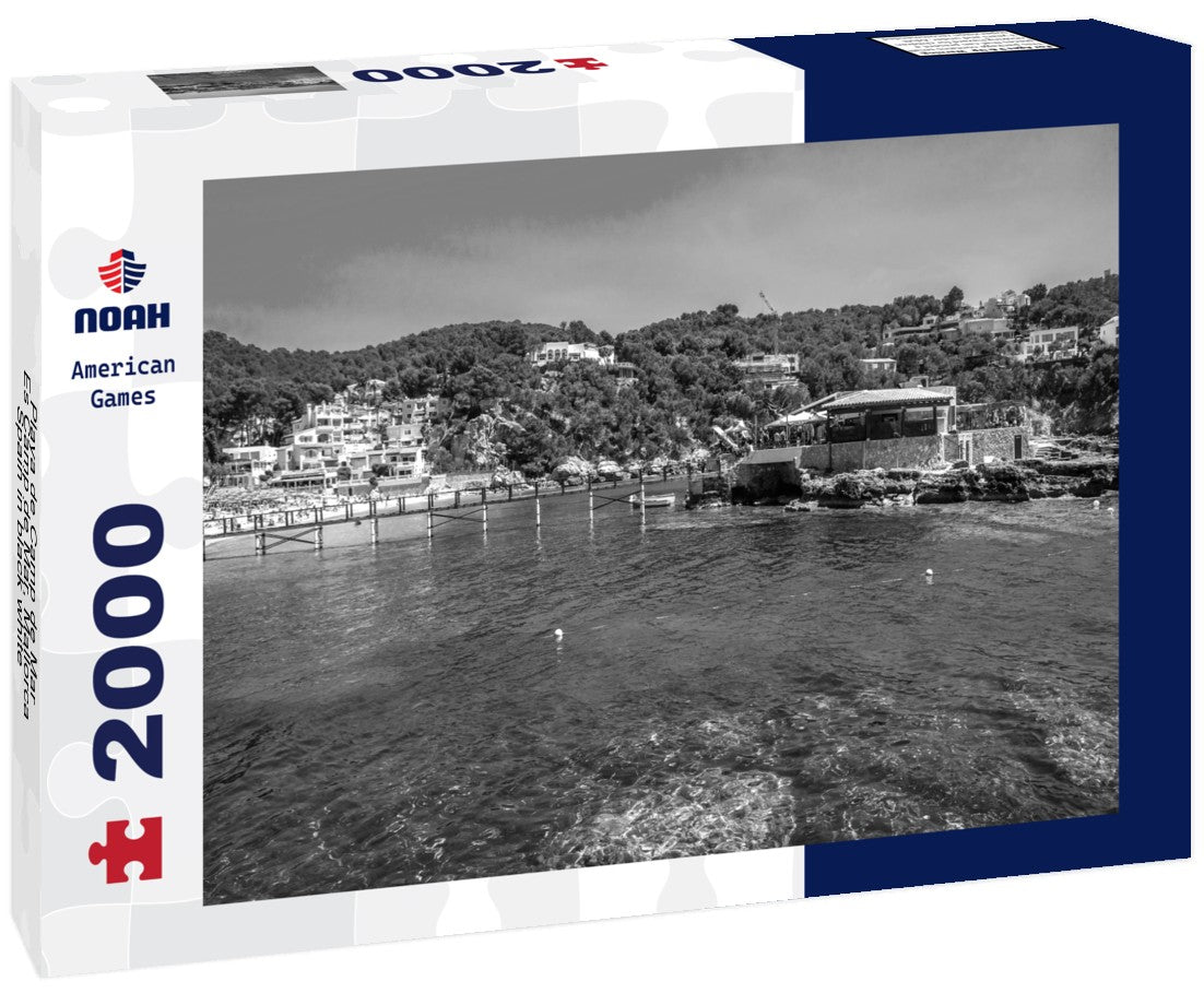 Playa de Camp de Mar, Es Camp de Mar, Mallorca, Spain 2000pc PuzzleBlack and White