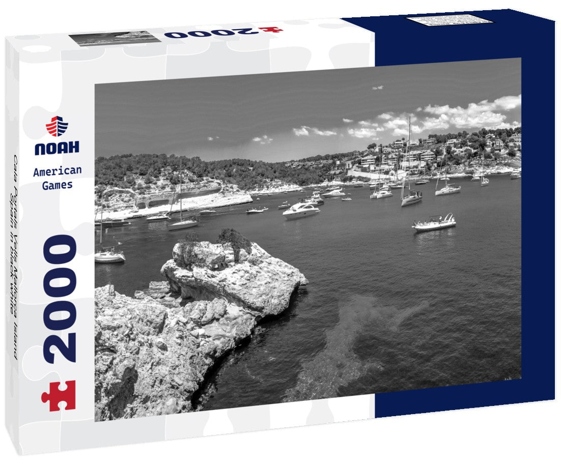 Cala Portals Vells Mallorca Island, Spain 2000pc PuzzleBlack and White