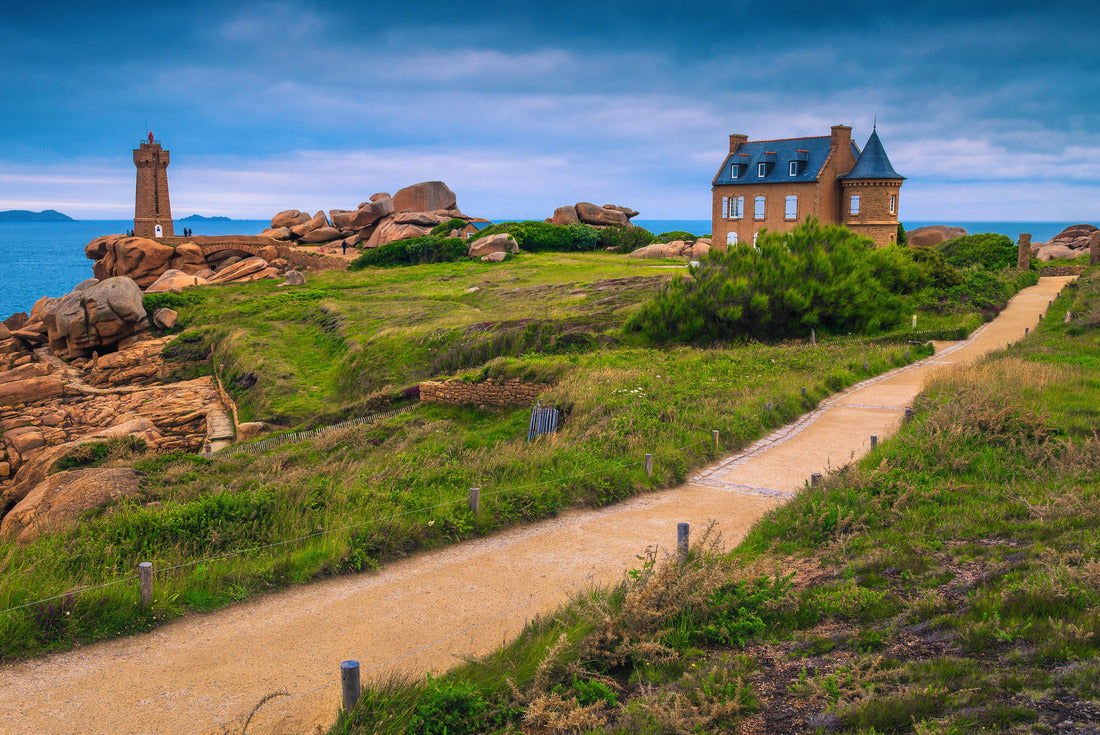 Ploumanach, Brittany, France 2000pc Puzzle