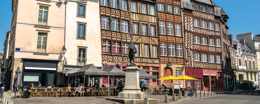 Rennes, Brittany, France 2000pc Panoramic Puzzle