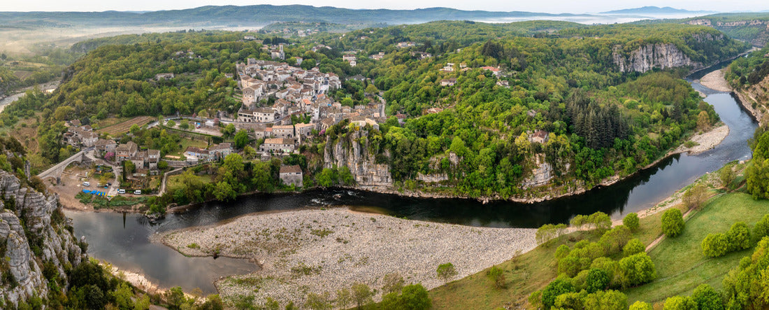 Balazuc, France 2000pc Panoramic Puzzle