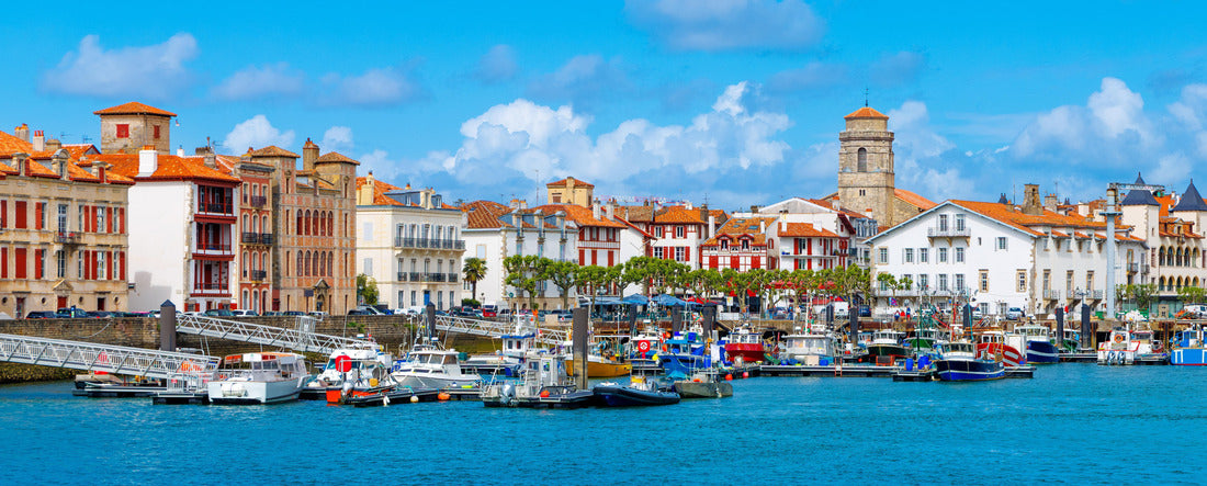 Saint Jean de Luz, France 2000pc Panoramic Puzzle