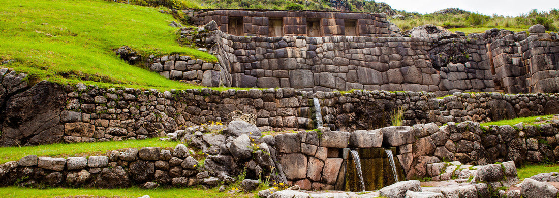 Noah Jigsaw Puzzle Tambomachay ruins in Cusco, Peru, panorama Panorama 1000 Pieces