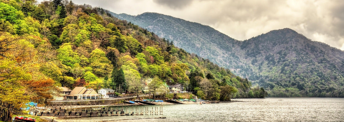Noah Jigsaw Puzzle Lake Chuzenji in Nikko National Park, China, panorama Panorama 1000 Pieces