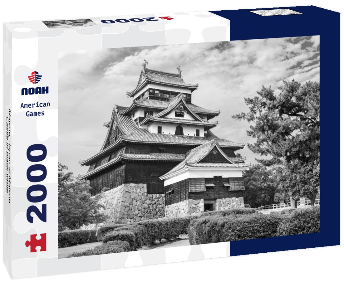 Matsue, Japan at Matsue Castle 2000pc PuzzleBlack and White