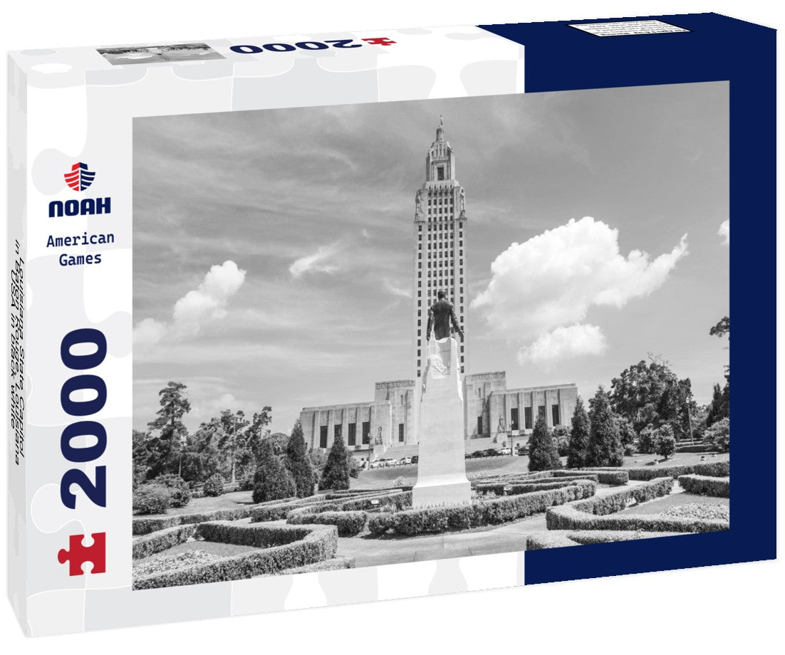 Louisiana State Capitol in Baton Rouge, Louisiana, USA 2000pc PuzzleBlack and White