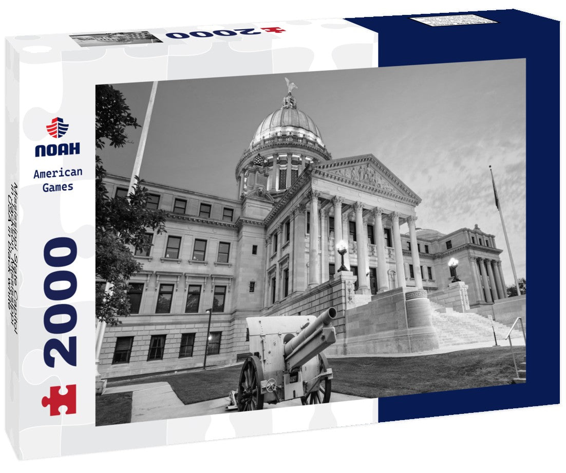 Mississippi State Capitol in Jackson, Mississippi, USA 2000pc PuzzleBlack and White