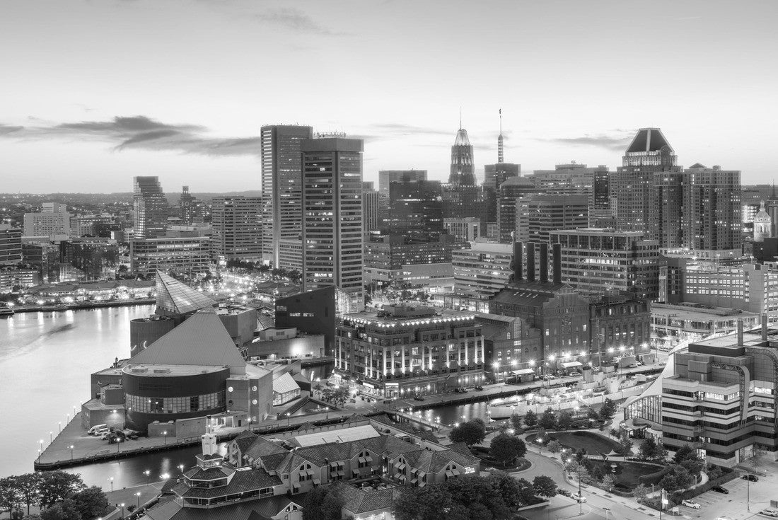 Baltimore, Maryland, USA downtown cityscape at dusk 2000pc PuzzleBlack and White