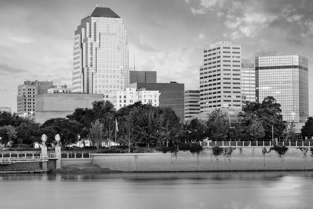 Shwarport, Louisiana, USA Downtown Skyline on the Red River 2000pc PuzzleBlack and White