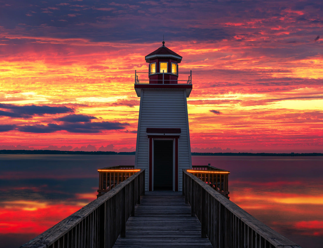 Noah Jigsaw Puzzle Scenic lighthouse against calm lake and sunset, Grand Rivers Kentucky 1000 Pieces