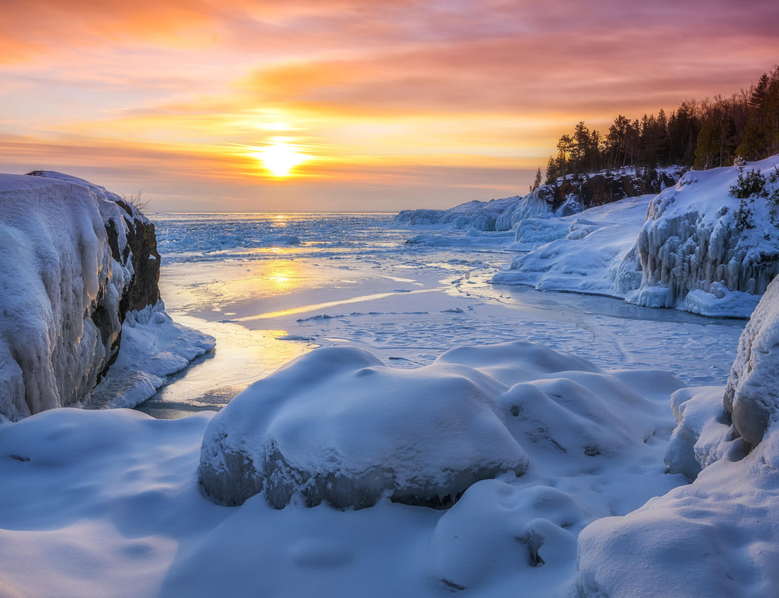 Noah Jigsaw Puzzle Frozen Lake Superior sunrise at Presque Isle Park, winter in Marquette, Michigan 1000 Pieces