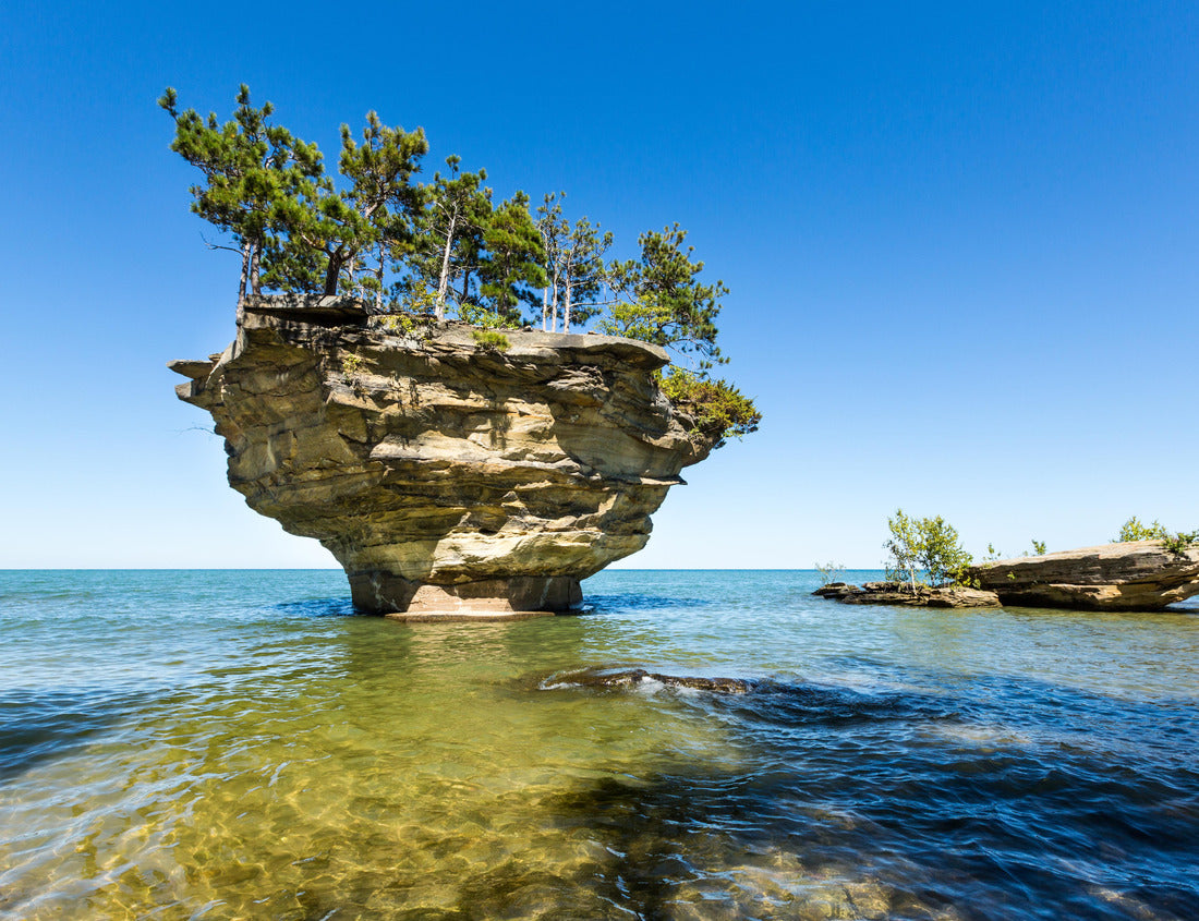 Noah Jigsaw Puzzle Turnip Rock on Lake Huron in Port Austin Michigan. Under the water you can see rocks under the clear water 1000 Pieces