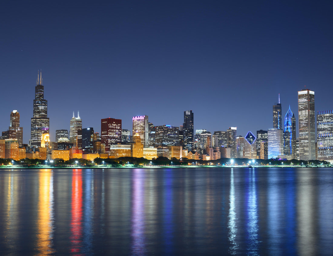 Noah Jigsaw Puzzle Chicago, Illinois, USA Downtown skyline of Lake Michigan at dusk 1000 Pieces
