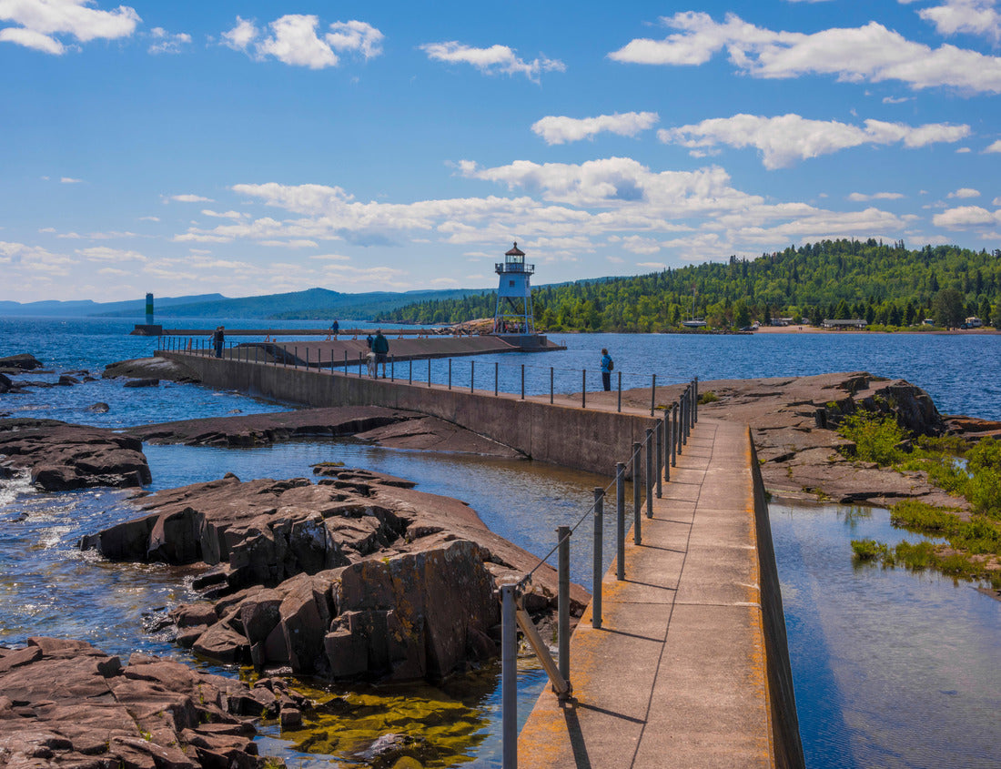 Noah Jigsaw Puzzle Grand Marais Light against the backdrop of the Sawtooth Mountains on Lake Superior. Grand Marais, Minnesota 1000 Pieces