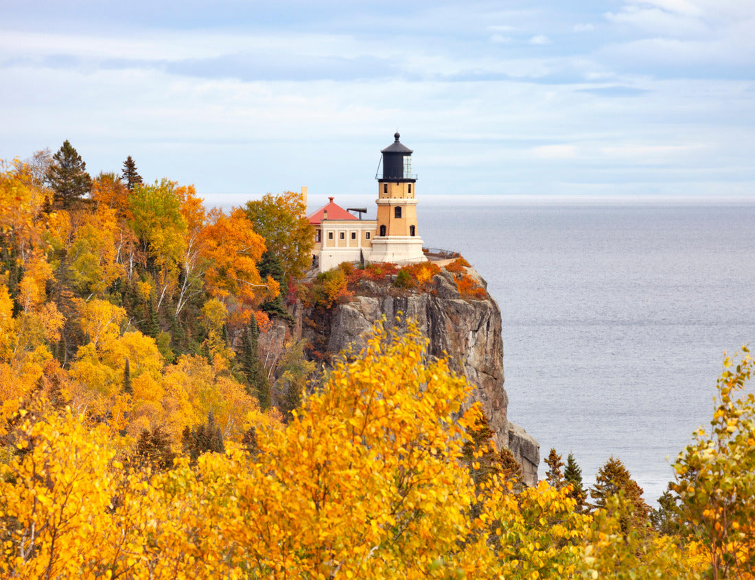Noah Jigsaw Puzzle Split Rock Lighthouse on the north shore of Lake Superior in Minnesota in the fall 1000 Pieces