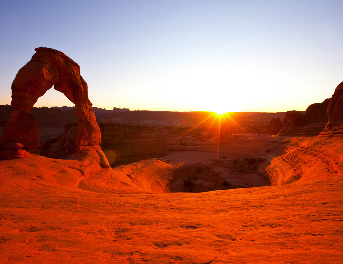 Noah Jigsaw Puzzle Delicate Arch in Arches National Park, Utah 1000 Pieces