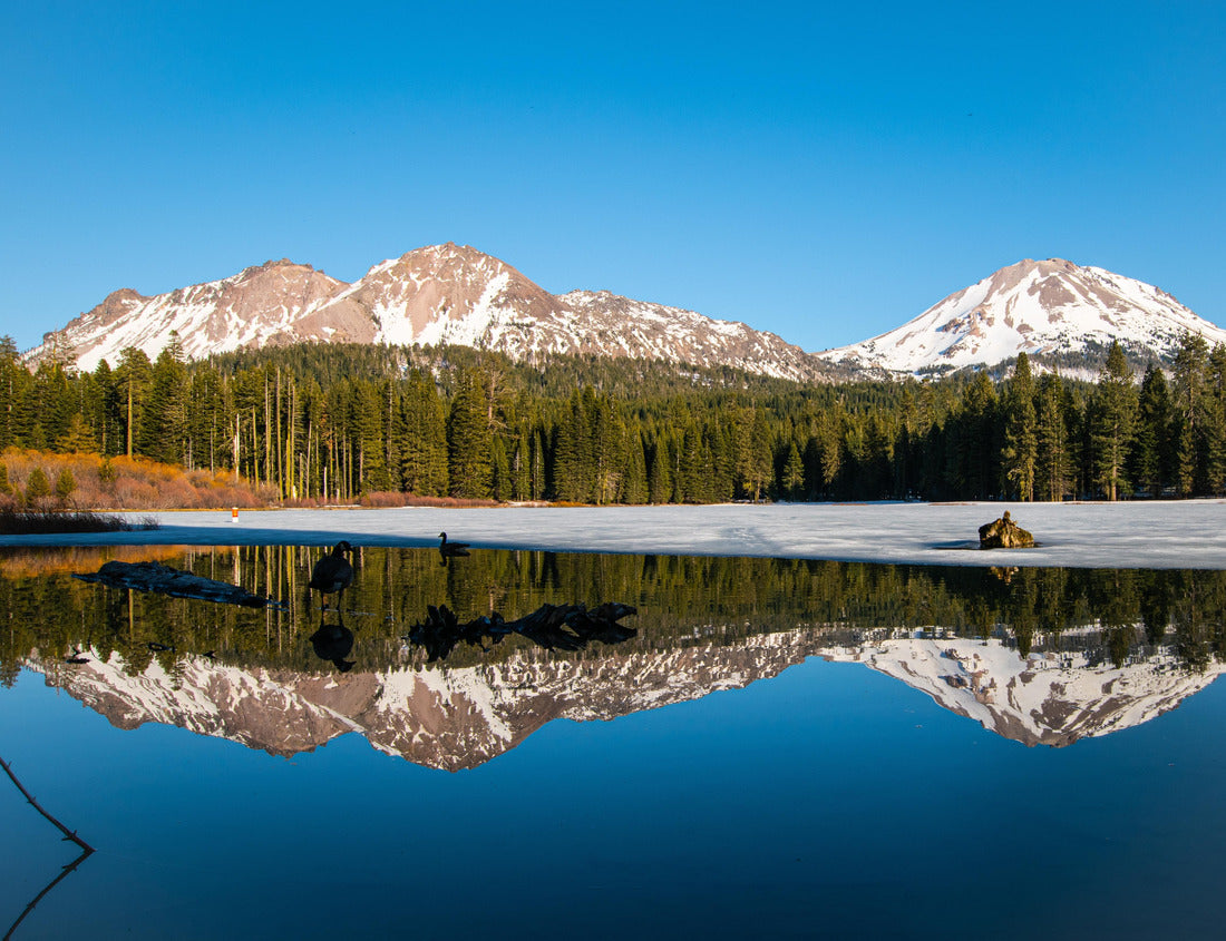 Noah Jigsaw Puzzle Afternoon View of Lake Manzanita in Lassen Volcanic National Park 1000 Pieces