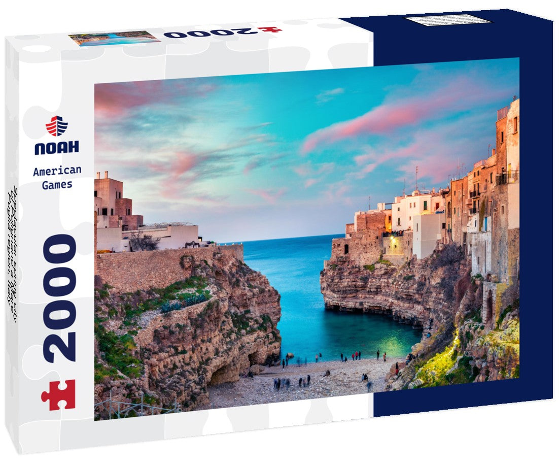 Spectacular spring city of Polignano a Mare, Puglia region, Italy 2000pc Puzzle