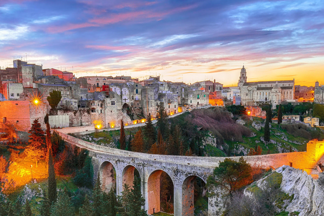 Gravina in Puglia old town, bridge and canyon at sunrise. the old town of Gravina in Puglia, Puglia, Italy 2000pc Puzzle